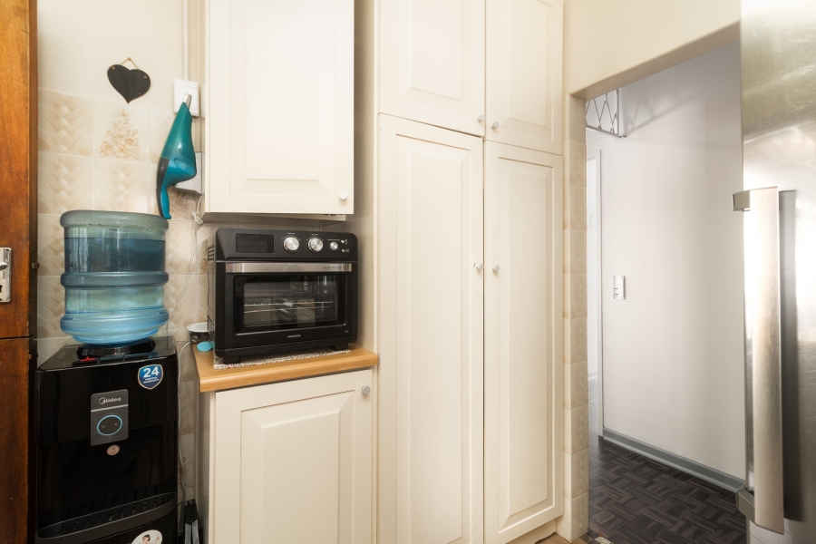 5 Bedroom Property for Sale in La Rochelle Western Cape